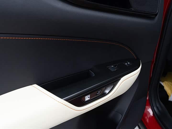 Фото 21 - Lexus NX