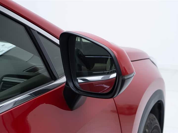 Фото 9 - Lexus NX