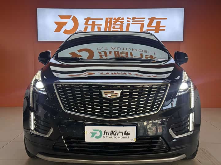 Фото 3 - Cadillac XT5