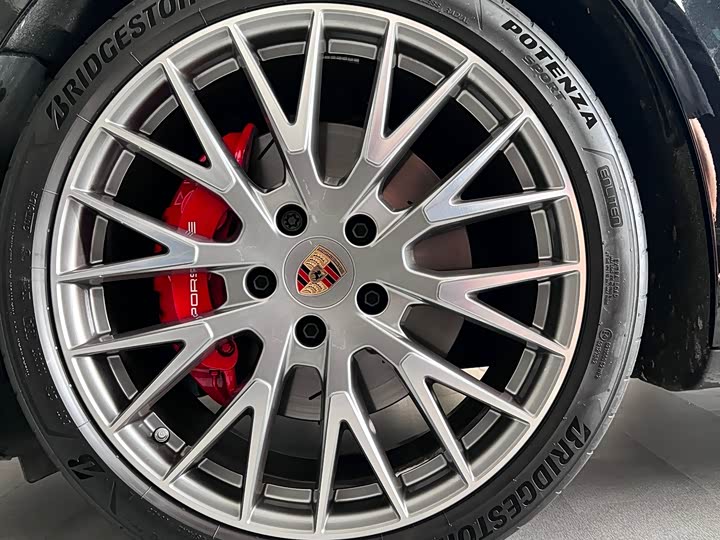 Фото 4 - Porsche Panamera