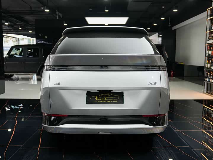 Фото 19 - XPeng X9