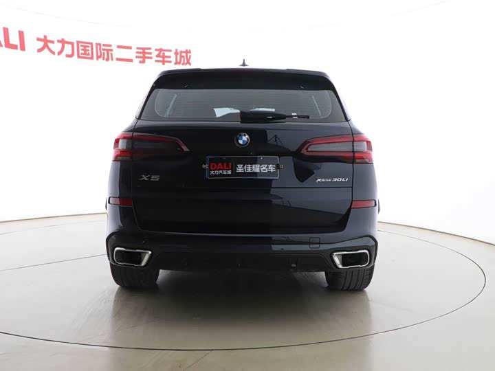 Фото 8 - BMW X5