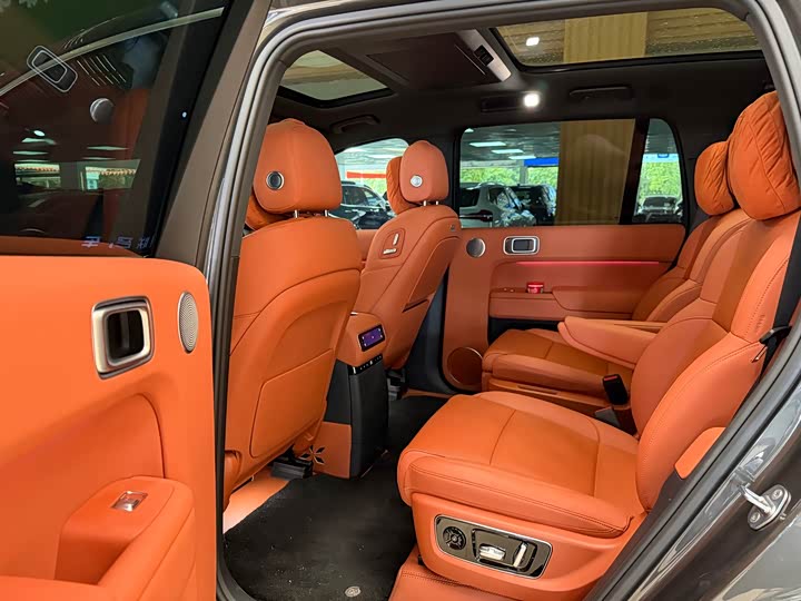 Фото 11 - LiXiang L9