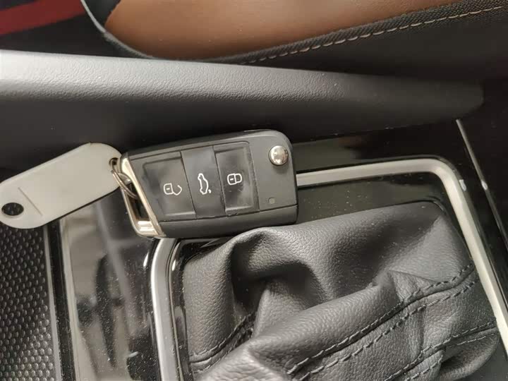 Фото 9 - Jetta VS7