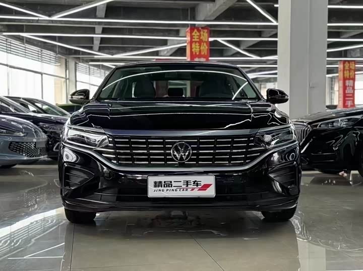 Фото 2 - Volkswagen Passat