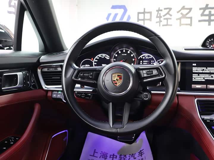 Фото 12 - Porsche Panamera