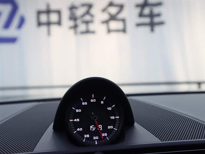 Фото 17 - Porsche Panamera