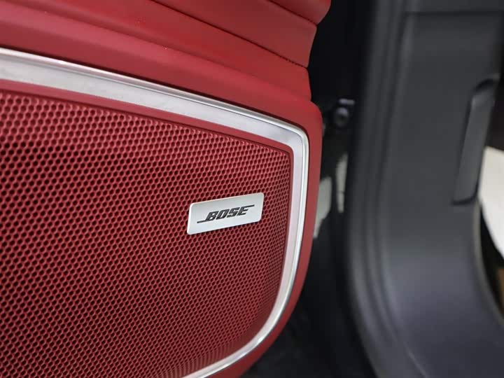 Фото 6 - Porsche Panamera