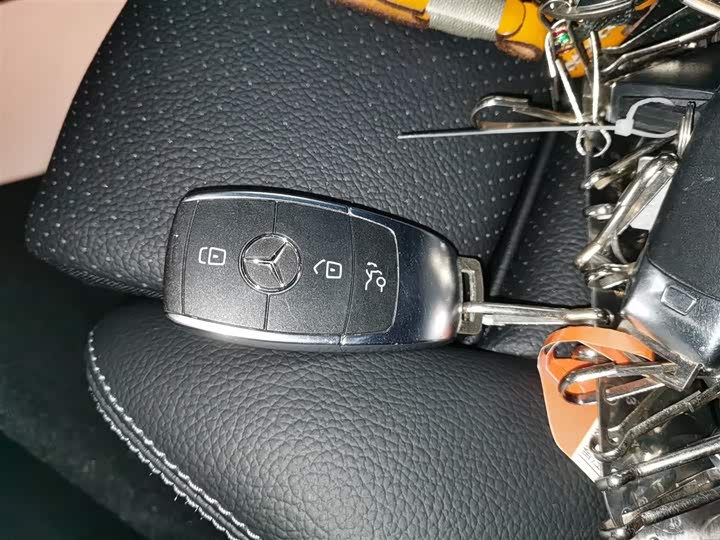 Фото 9 - Mercedes-Benz GLC-Class