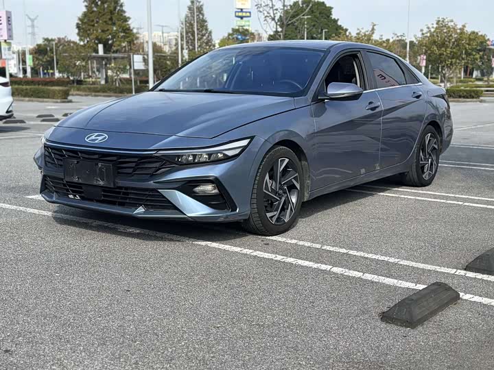 Фото 1 - Hyundai Elantra N line