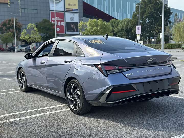 Фото 12 - Hyundai Elantra N line