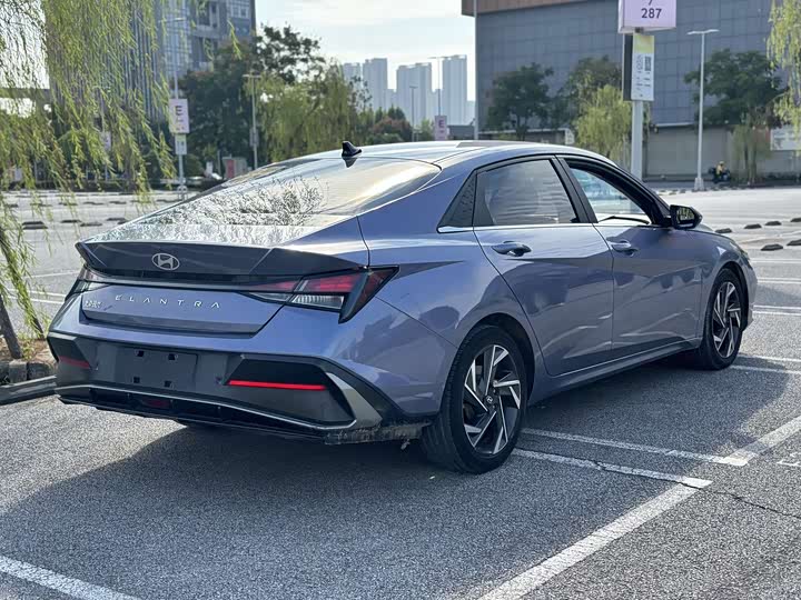 Фото 14 - Hyundai Elantra N line