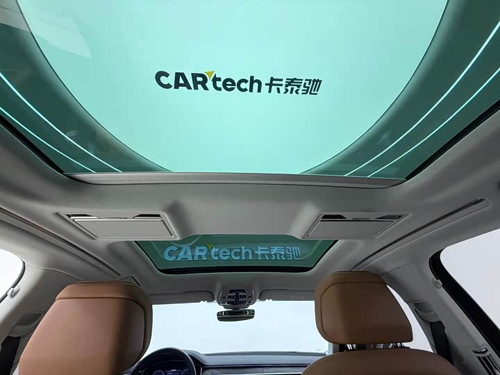 Фото 20 - Audi A8