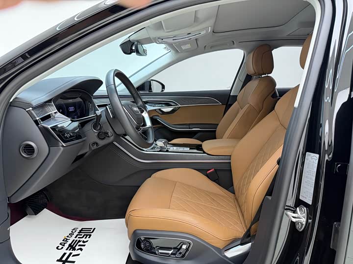 Фото 9 - Audi A8