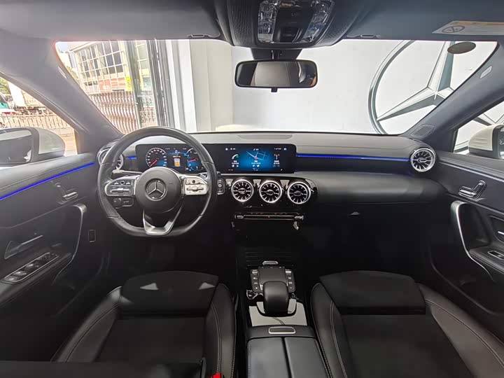 Фото 13 - Mercedes-Benz A-Class