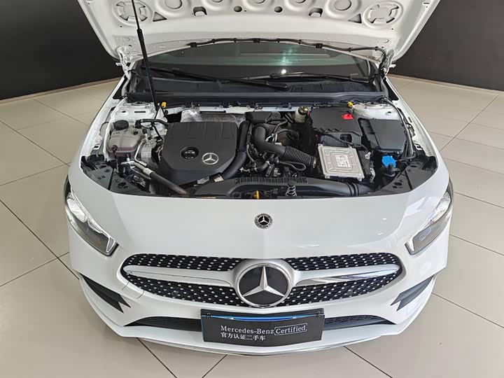 Фото 16 - Mercedes-Benz A-Class