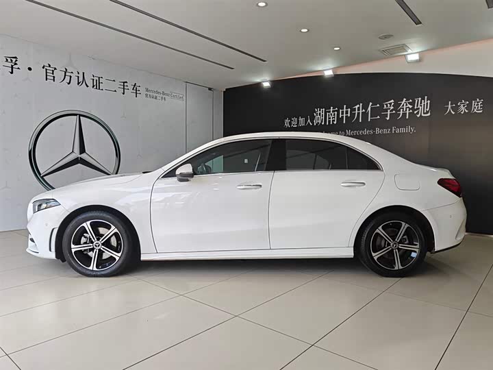 Фото 4 - Mercedes-Benz A-Class