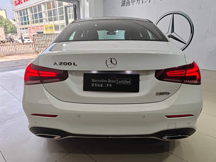 Фото 8 - Mercedes-Benz A-Class