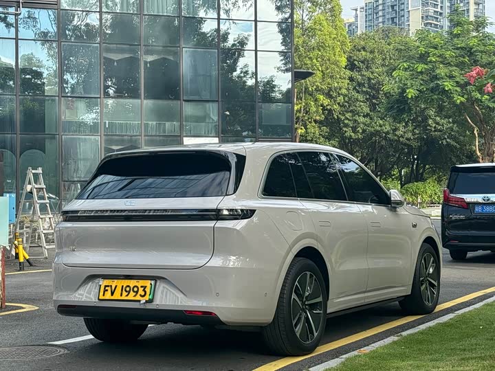 Фото 6 - LiXiang L6