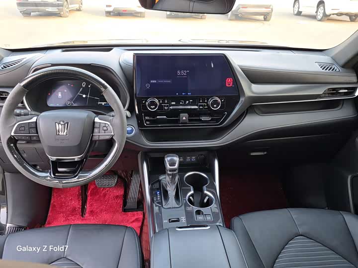 Фото 5 - Toyota Crown Kluger