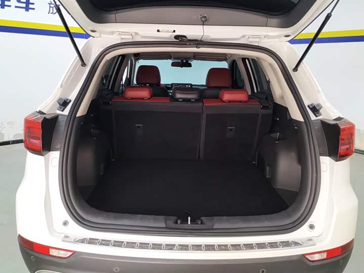 Фото 4 - Changan CS75