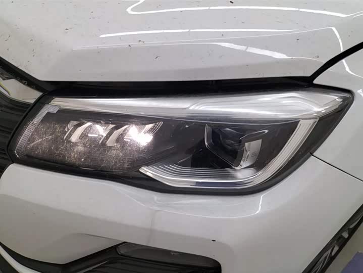 Фото 5 - Changan CS75