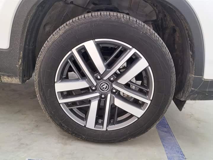 Фото 6 - Changan CS75