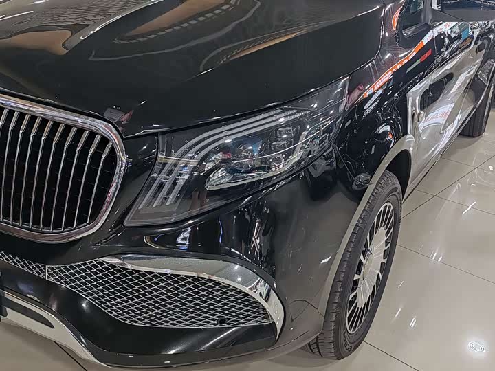 Фото 9 - Mercedes-Benz Vito