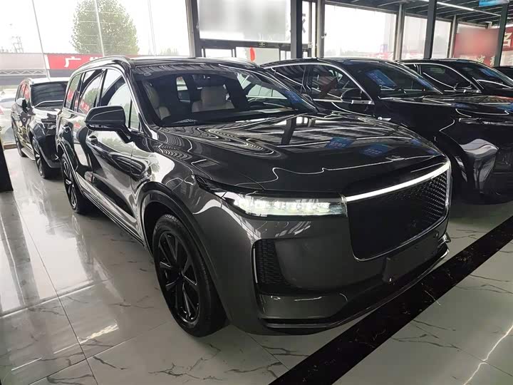 Фото 4 - LiXiang One