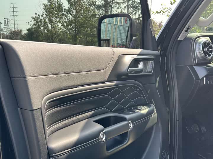 Фото 5 - Tank 300