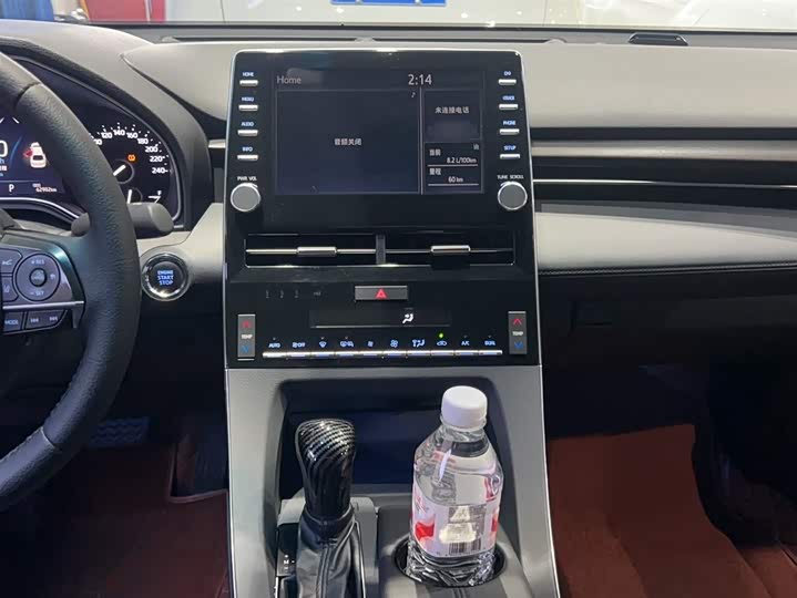 Фото 6 - Toyota Avalon