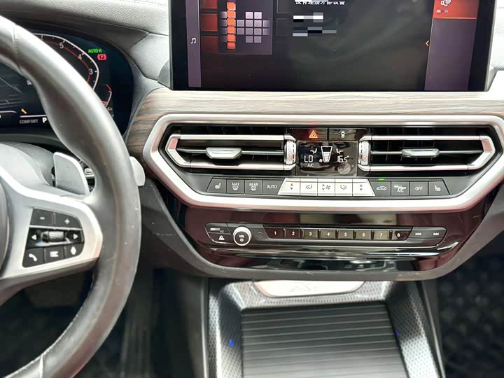 Фото 15 - BMW X3