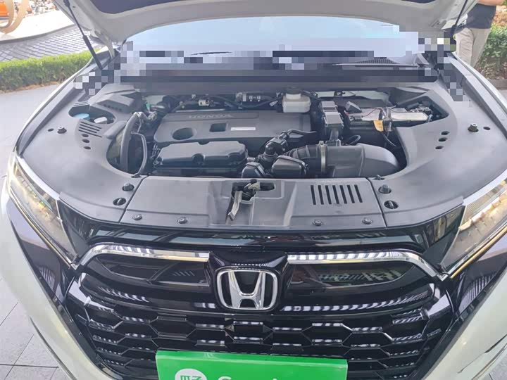 Фото 11 - Honda UR-V