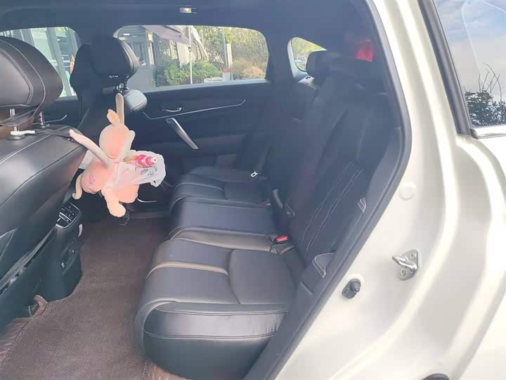 Фото 15 - Honda UR-V