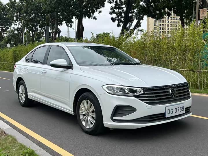 Фото 3 - Volkswagen Lavida