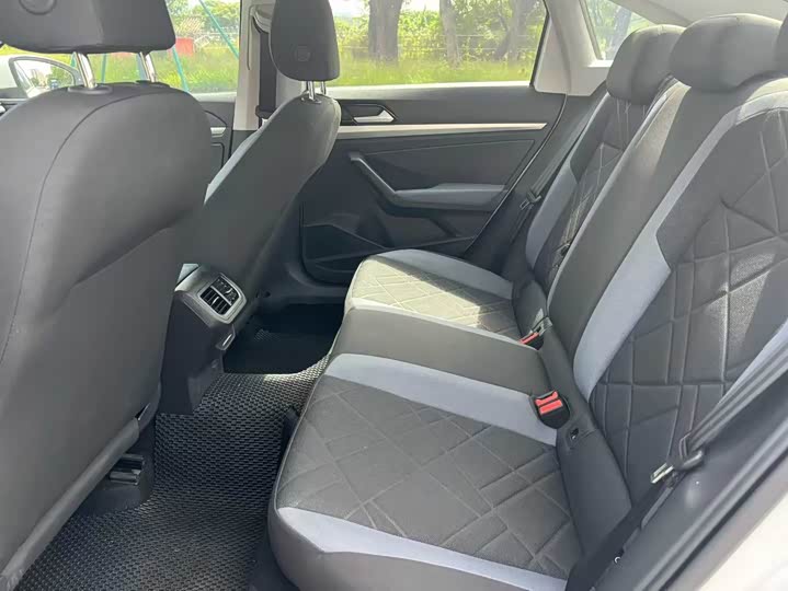 Фото 5 - Volkswagen Lavida