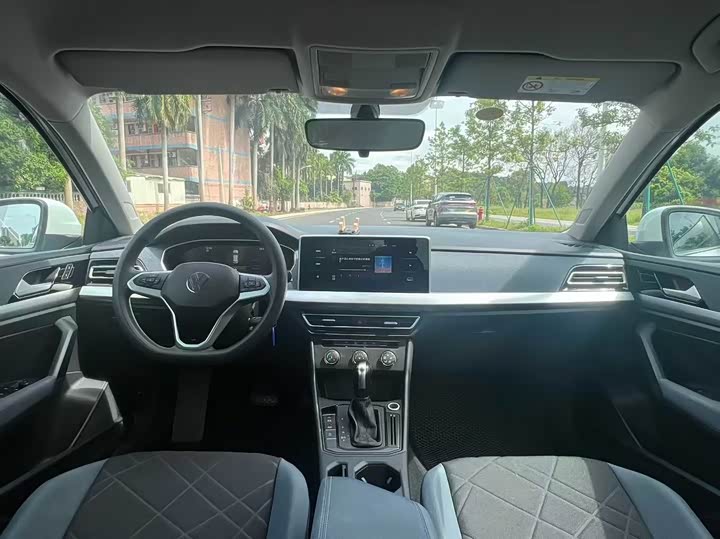 Фото 6 - Volkswagen Lavida