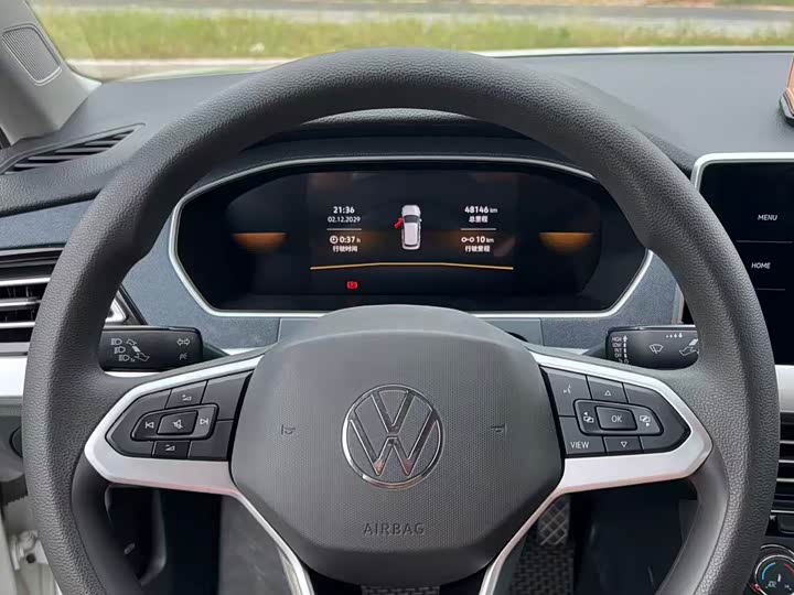 Фото 8 - Volkswagen Lavida