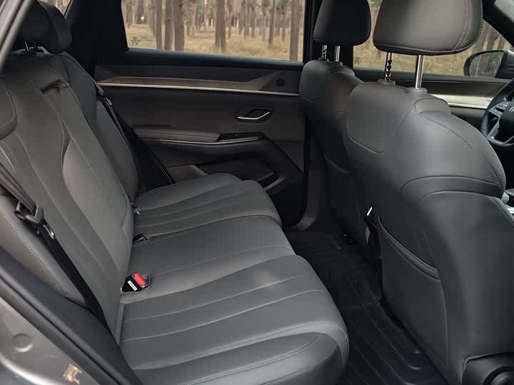 Фото 13 - BYD Song Pro Hybrid