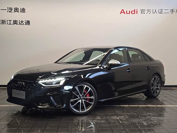 Фото 1 - Audi S4