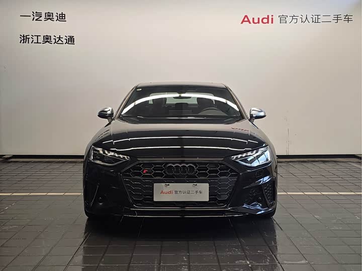 Фото 3 - Audi S4