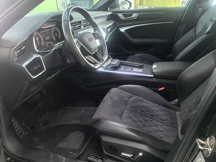 Фото 5 - Audi A6L