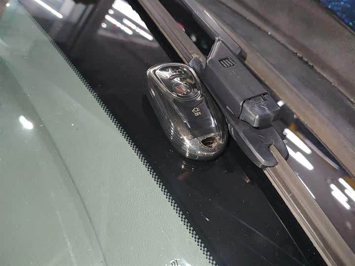 Фото 9 - Buick Velite 7