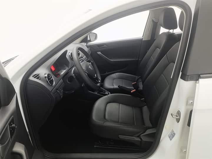 Фото 10 - Jetta VA3