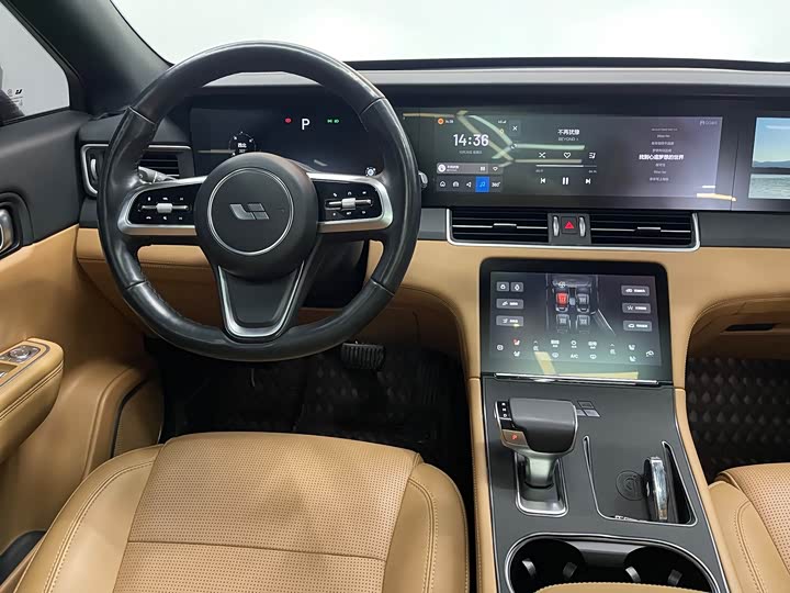 Фото 5 - LiXiang One