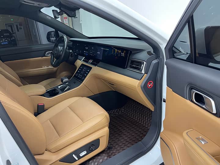 Фото 9 - LiXiang One