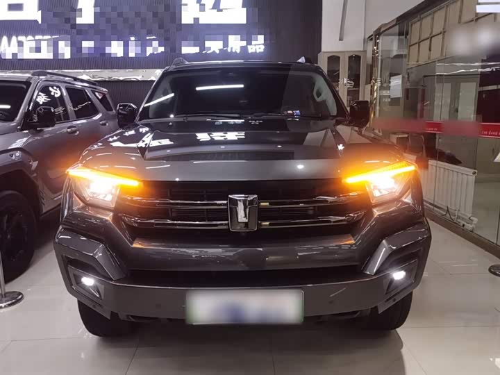 Фото 3 - Tank 400 Hybrid