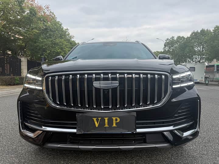 Фото 11 - Geely Monjaro