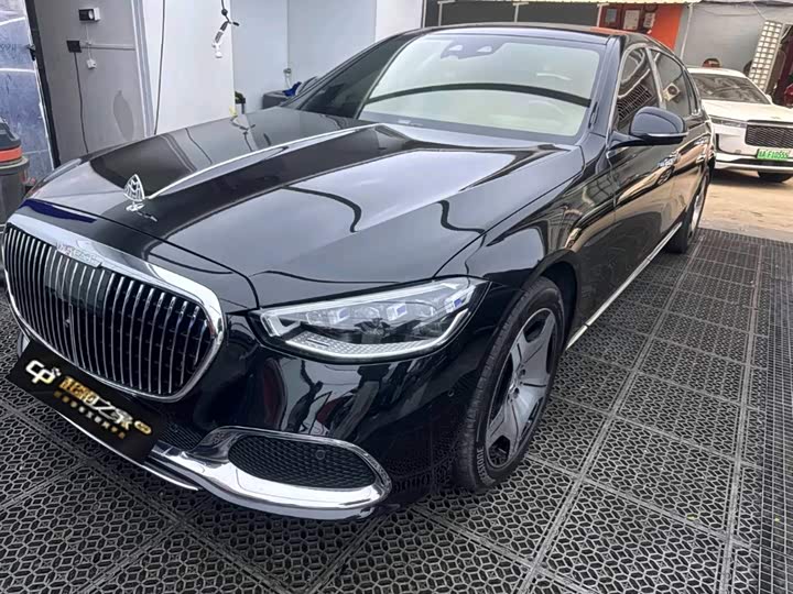 Фото 1 - Mercedes-Benz Maybach S-Class