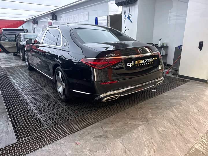 Фото 6 - Mercedes-Benz Maybach S-Class